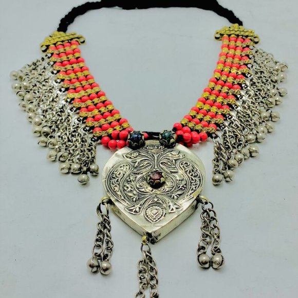 Beaded Chain Necklace With Silver Kuchi Pendant, Handmade Beaded Necklace - Picture 5 of 9